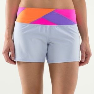 lululemon Cool Breeze Groovy Run Shorts 4.5” Size 10